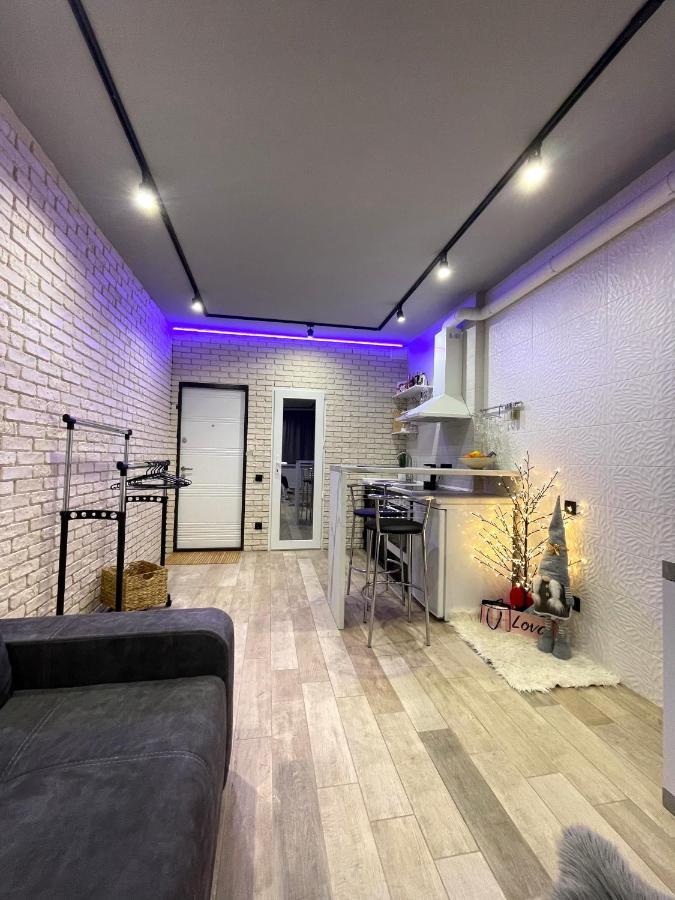 Loft_Apartment Kamjanets-Podilskyi Eksteriør billede