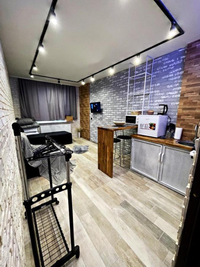 Loft_Apartment Kamjanets-Podilskyi Eksteriør billede