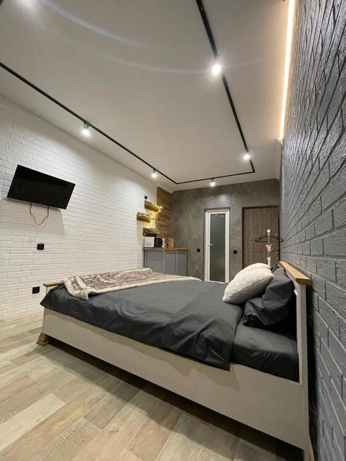 Loft_Apartment Kamjanets-Podilskyi Eksteriør billede